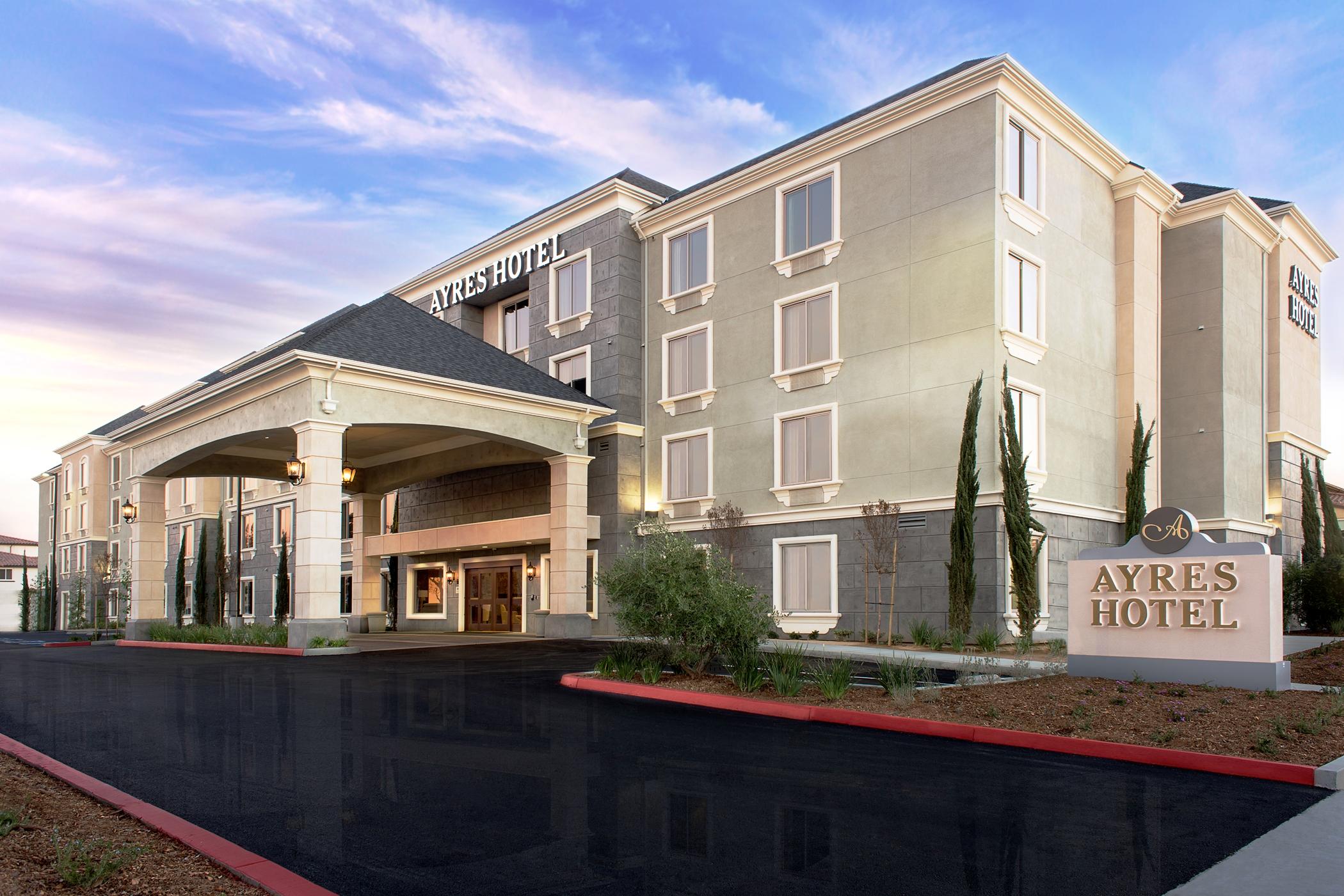 Ayres Hotel Huntington Beach/Fountain Valley Exterior photo